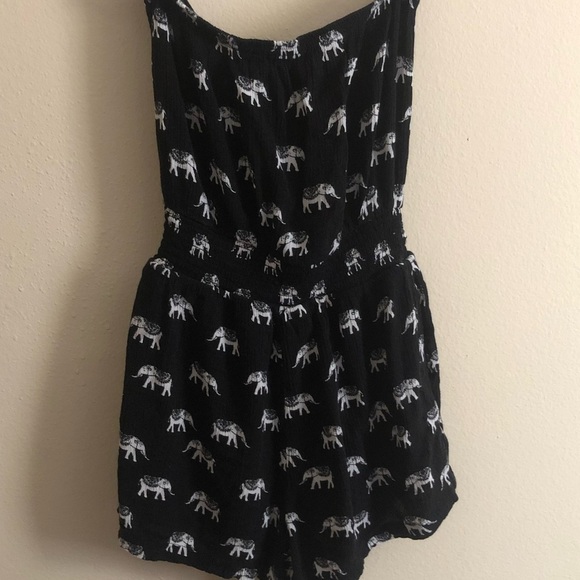 Strapless Elephant Romper - Picture 5 of 5